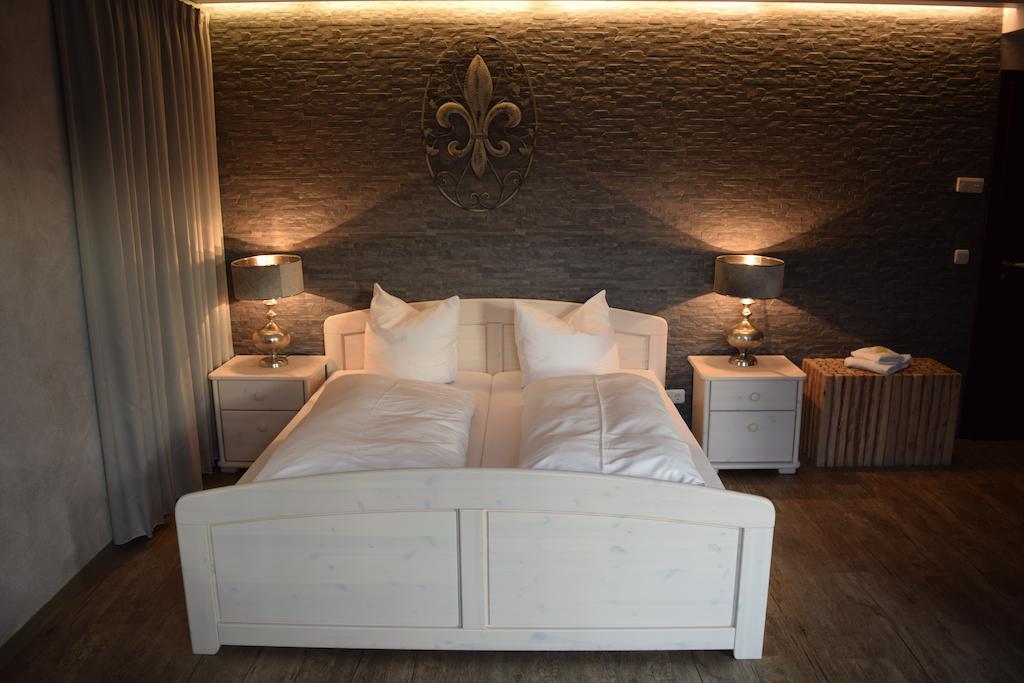 Hotel Arte Vida Ohg شبرمبرغ الغرفة الصورة
